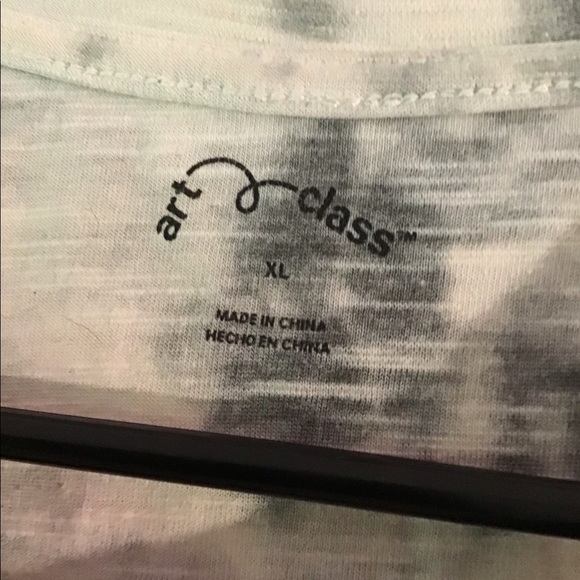 Tie-Dye Long Short-Sleeve Shirt - Picture 3 of 3